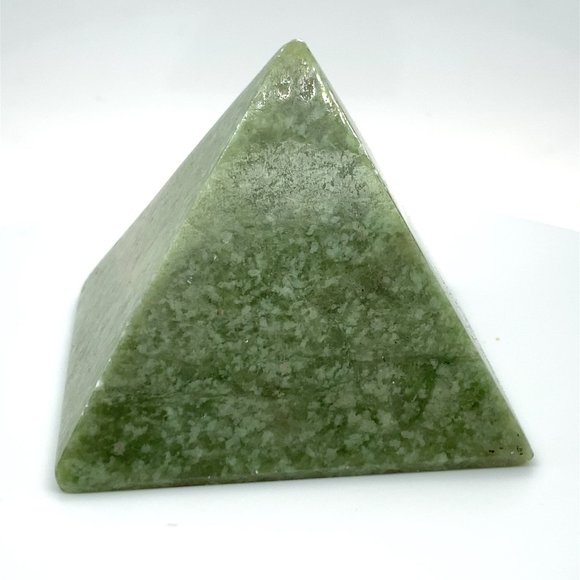 Hydrogrossular Garnet Pyramid 162.20g